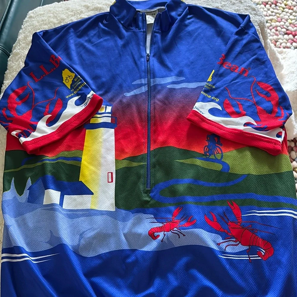 Vomax Cycling Jersey with Maine Motif (L)
Made in USA - Picture 5 of 6